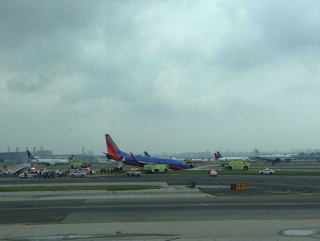 7b096a83-1a90-4df8-b052-fb11f10cee04_LaGuardiaPlane