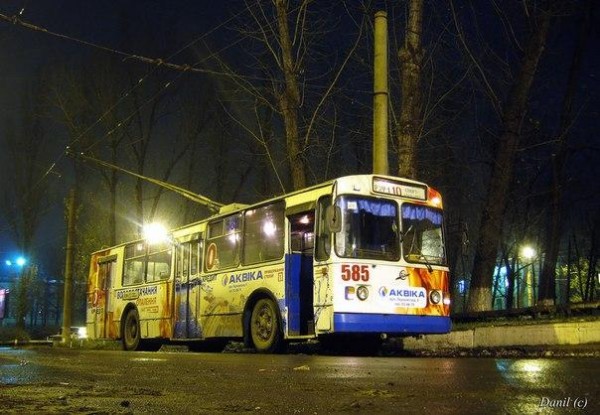 шөнийн тролейбус