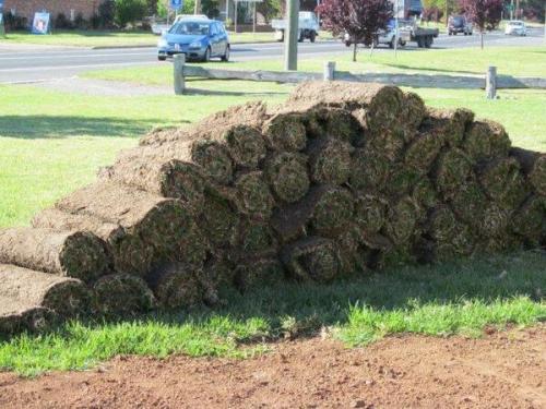 BR2dwesCUAECAv6.jpg large