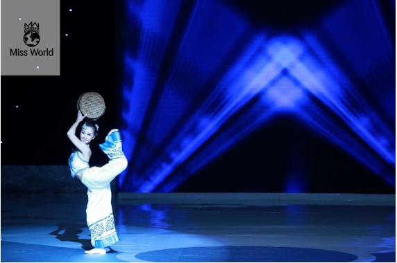 220913_talent_01.572x356