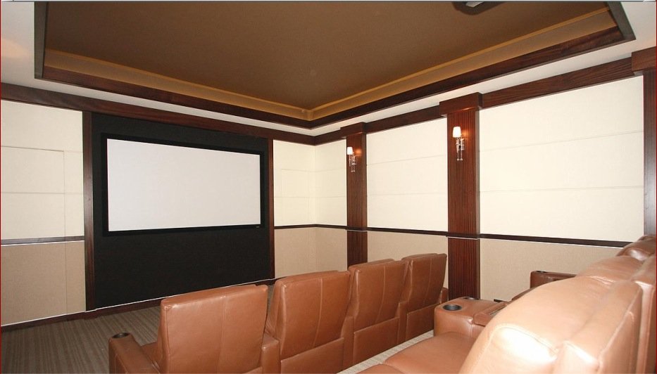 the-theater-with-plenty-of-seats-for-bosh-wade-and-co