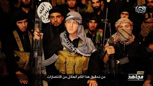 video-undefined-2266CB8C00000578-253_636x358