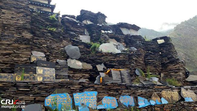 10581567_728330417259743_1348125352_n