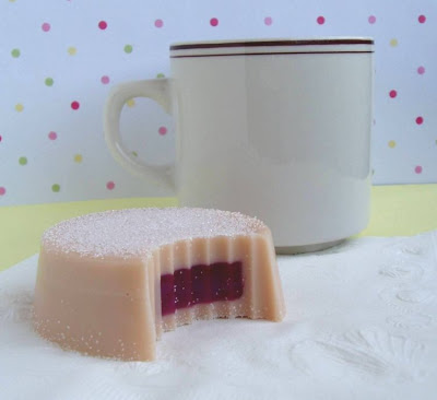 Modern_And_Creative_Soap_Designs__17
