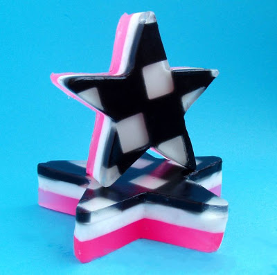 Modern_And_Creative_Soap_Designs__16