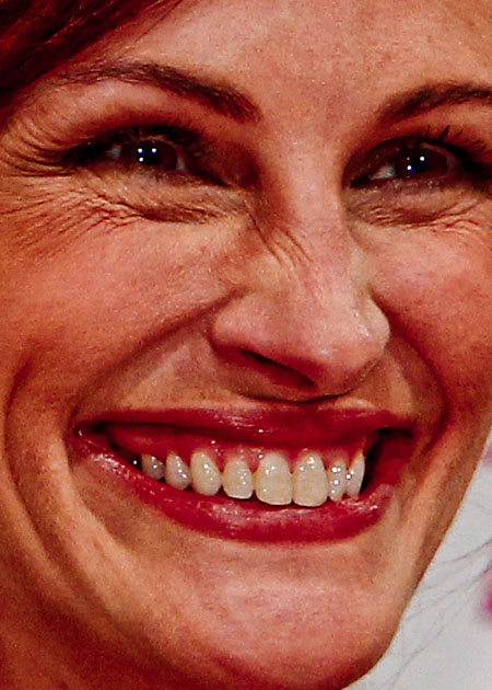 a98140_juliar_closeup