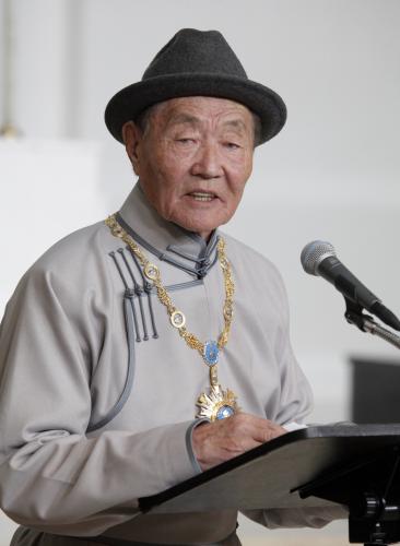 2014-11-23namsrai_big