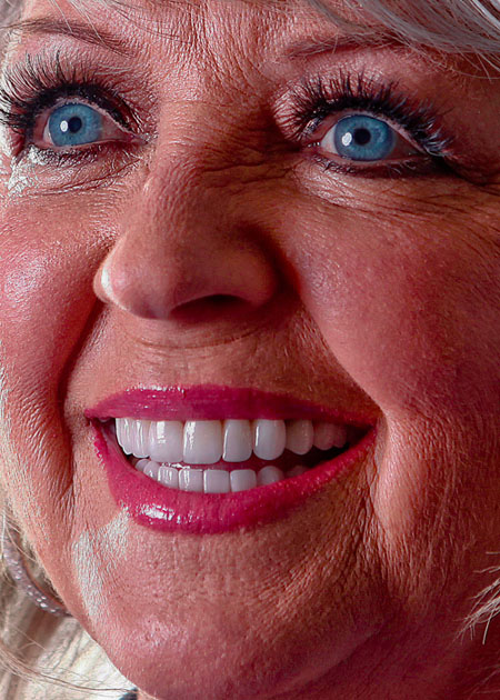 a98140_paulad_closeup