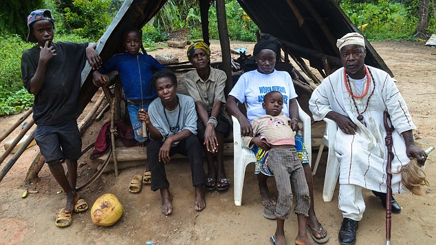 1415897316162_wps_29_FOR_MAIL_ONLINE_Joko_Mose