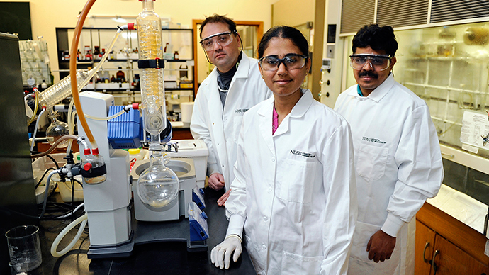 new-plastic-biomass-degrades.si