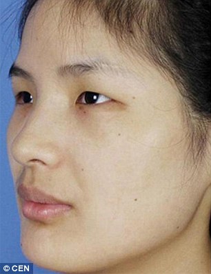 1415741503163_wps_93_Pic_shows_This_woman_surn