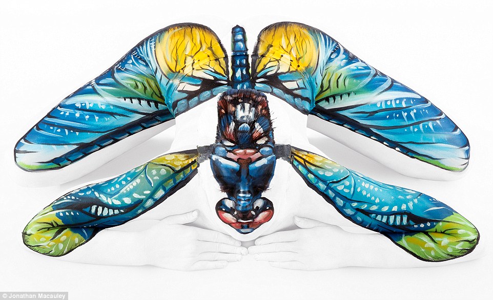 1415696919106_wps_49_Amazing_Animal_Body_Art_W