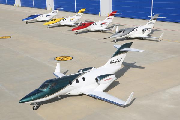 hondajet-fleet-with-first-production-aircraft 600xx4846-3240-443-0