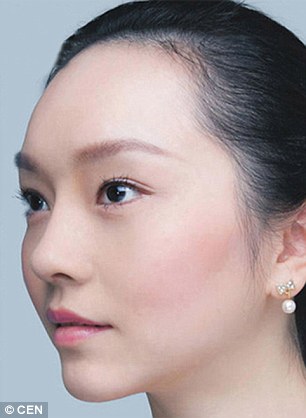 1415741521295_wps_96_Pic_shows_Lin_Wen_is_a_21