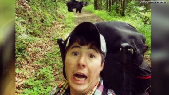 bear-selfies5-550x309