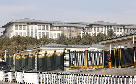 Ak_Saray_White_pal_3096363c