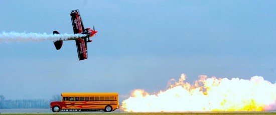 jet-power-bus2-550x231