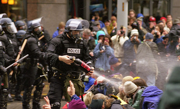 a99060_WTO_protests_in_Seattle_November_30_1999