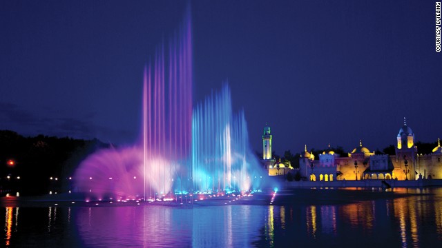 141030131535-fountains-efteling-horizontal-gallery