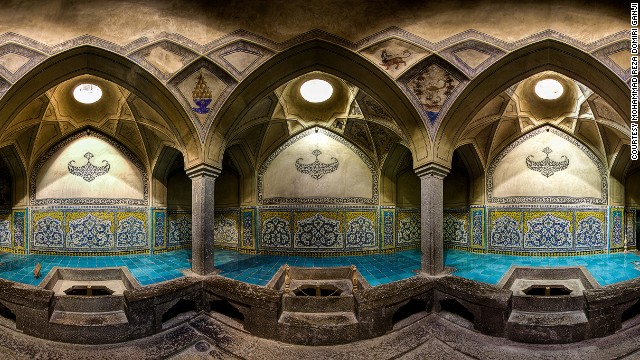 141024164819-amazing-iranian-mosque-photos-horizontal-gallery