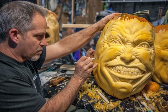 Jon-Neill-jack-o-lanters10-550x367