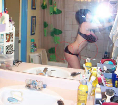 a97850_x006_4-bathroom