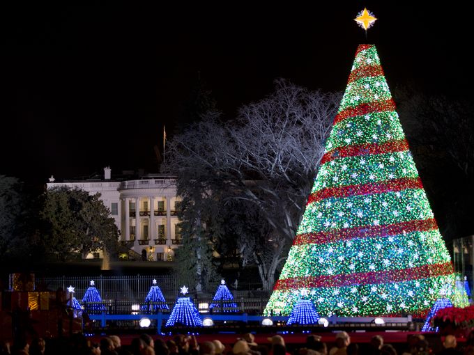 635536326315925168-AP-OBAMA-NATIONAL-CHRISTMAS-TREE-69212924