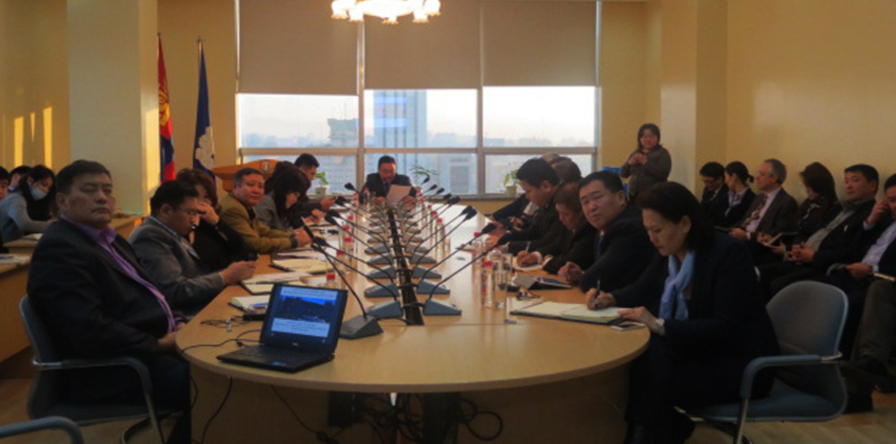 p198rc69bkepk1vivpr51vgo1npm1