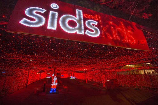 most-Christmas-lights4-550x366