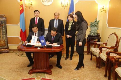 p198umdt0s1vfe1ebocq28sei563