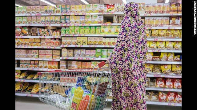 141215122642-01-cnnphotos-consumerism-iran-restricted-horizontal-gallery