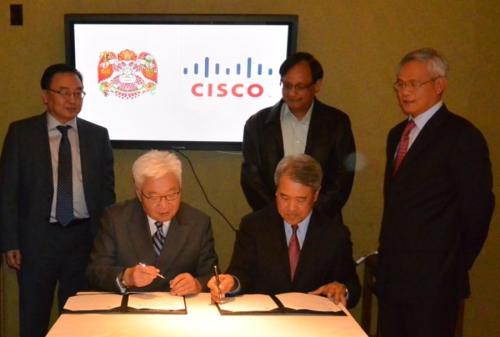 p199g0fb4i1c5h156f1n271mq81ura2