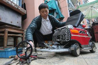 B4FTaurCIAAPnU0.jpg small