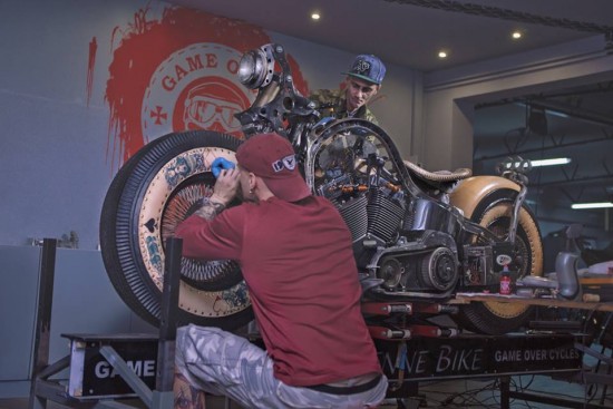 tattooed-motorcycle8-550x367