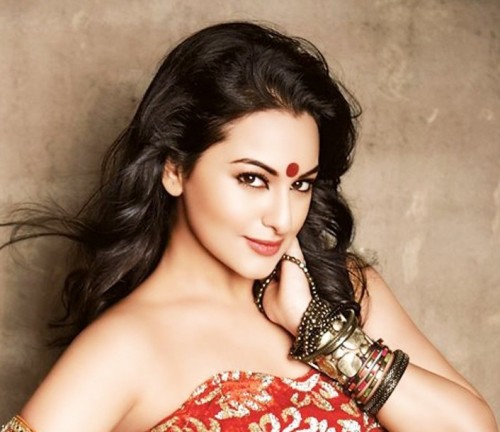 Most-Beautiful-Bollywood-Actresses-2014--500x432