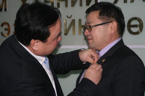 deeb0d0e5929a77746e2a109fd34ab61