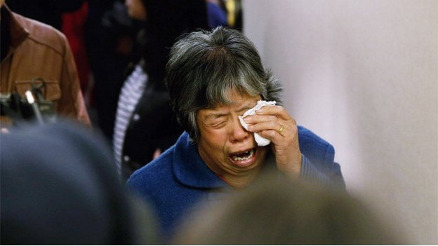 _73769022_mourning_afp