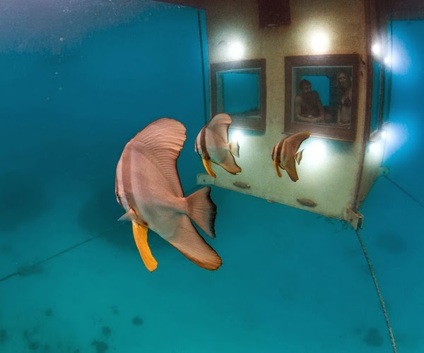 under-water-hotel