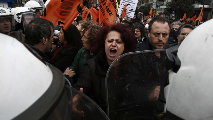 greece-austerity-male-suicides.si