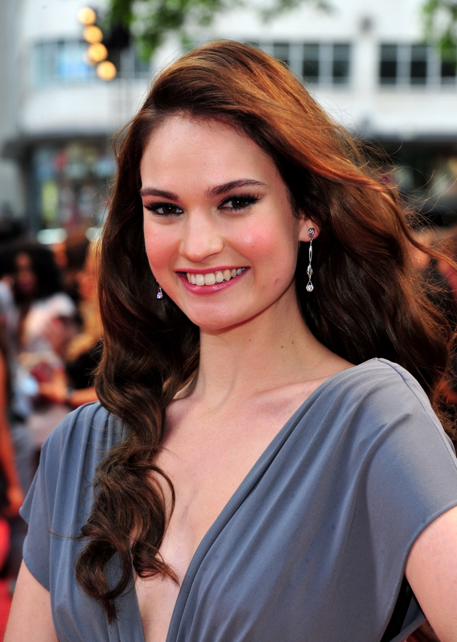 lily-james-cinderella-downton-abbey