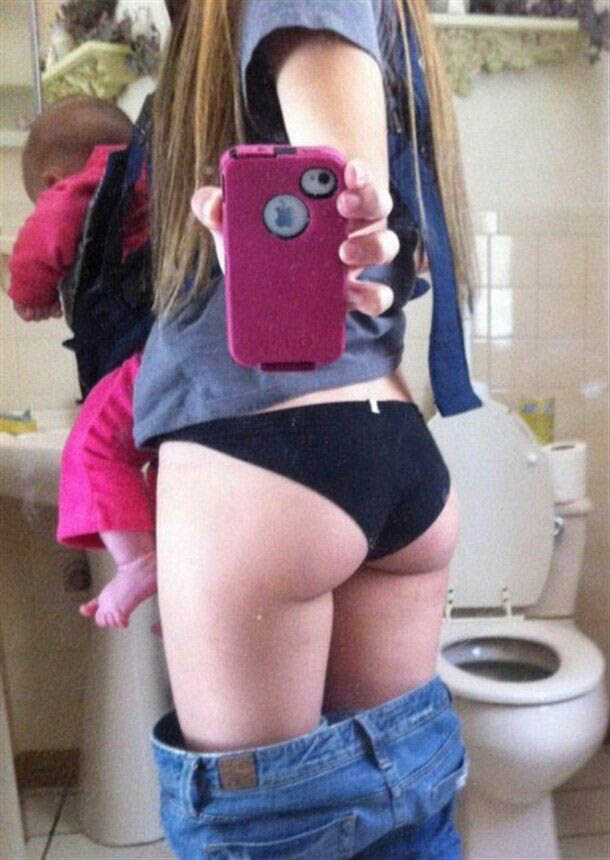 bad-mother-selfies-11