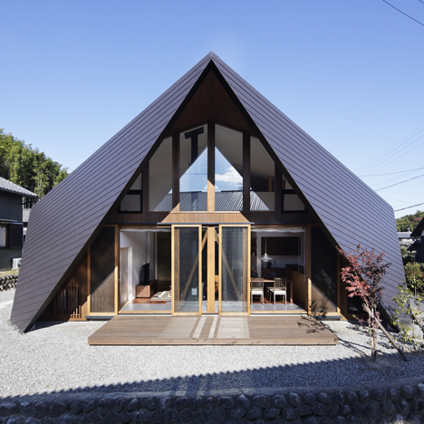 Origami-House-by-TSC-Architects_dezeen_3sq