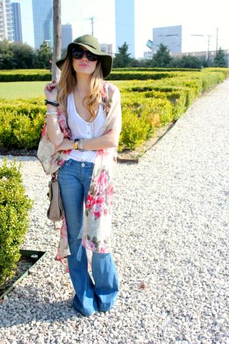 -bag-and-talulah-label-blazer-and-target-shirt-and-silence-noise-jeans