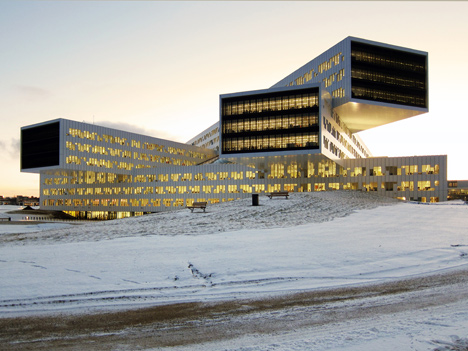 8-column_IMAGE-19-OFFICE
