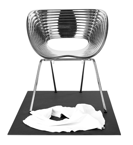 Tailor-My-Tom-Vac-exhibition-Ron-Arad_dezeen_468_12