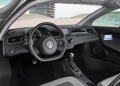 Volkswagen-XL1-Car_dezeen_468_4
