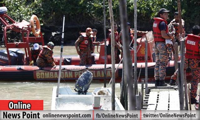 Boat-Sinks-Off-Malaysian-Coast-Dozens-Reported-Missing Boat-Sinks-Off-Malaysian-Coast-Dozens-Reported-Missing