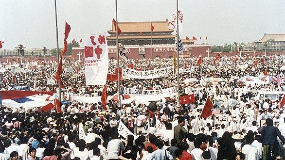 la-fg-tiananmen01_kkmosxnc