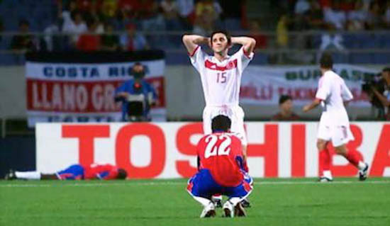 sexually-awkward-sports-photos-24