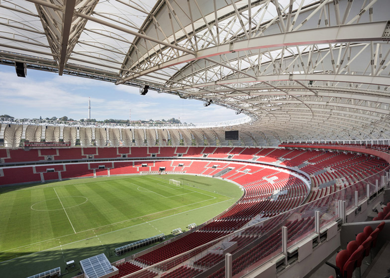 Beira-Rio-Stadium-by-Santini-and-Rocha-Arquitetos_dezeen_ss14